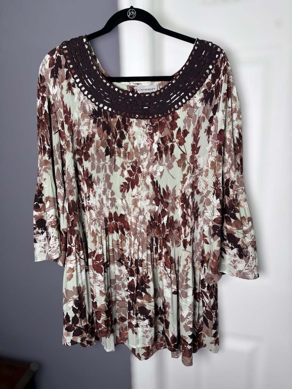 Catherine’s 3X Green Brown Pleated Tunic Blouse Crochet Trim